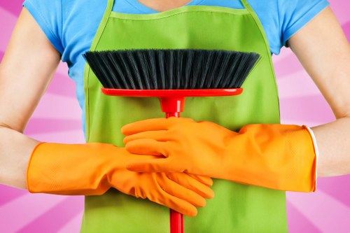 Various curtain cleaning methods for different fabric types